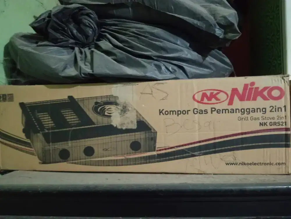 Forsel kompor gas merek niko 2 tungkuh + pemanggang