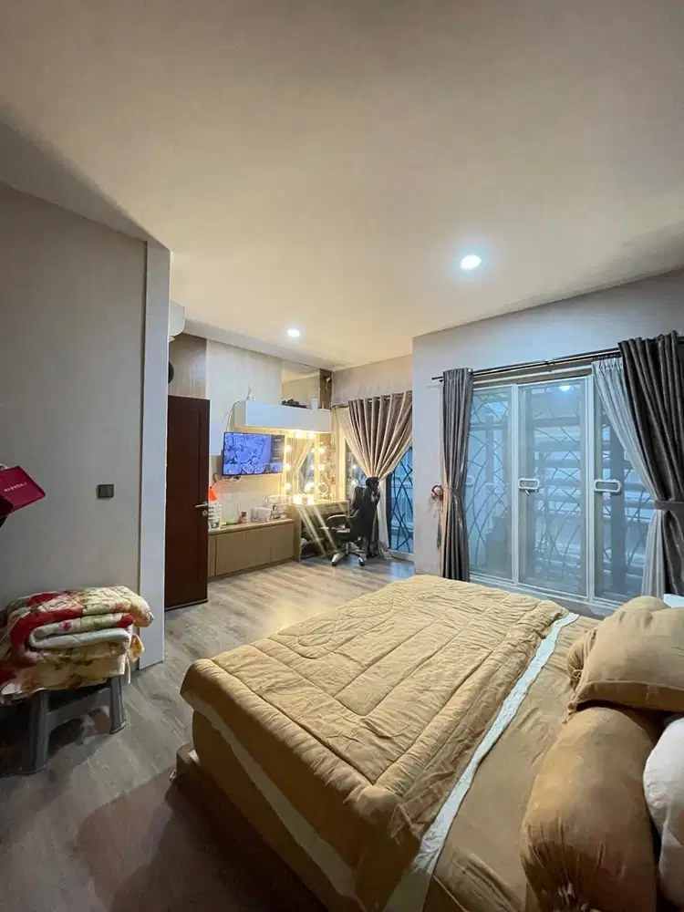 Dibawah Pasaran Givency One Tahap 2