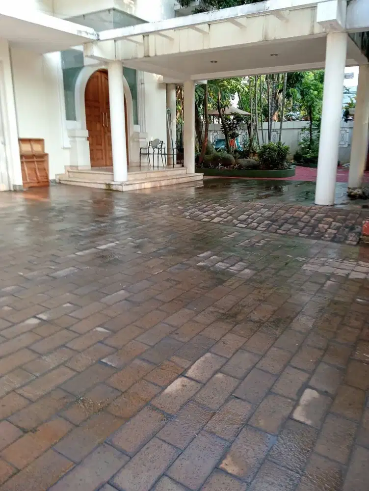 Dijual Rumah Kartika Utama Pondok Indah