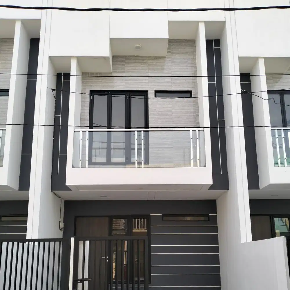 rumah baru 2lt 600 jt an 3 kamar Surabaya Gunung anyar