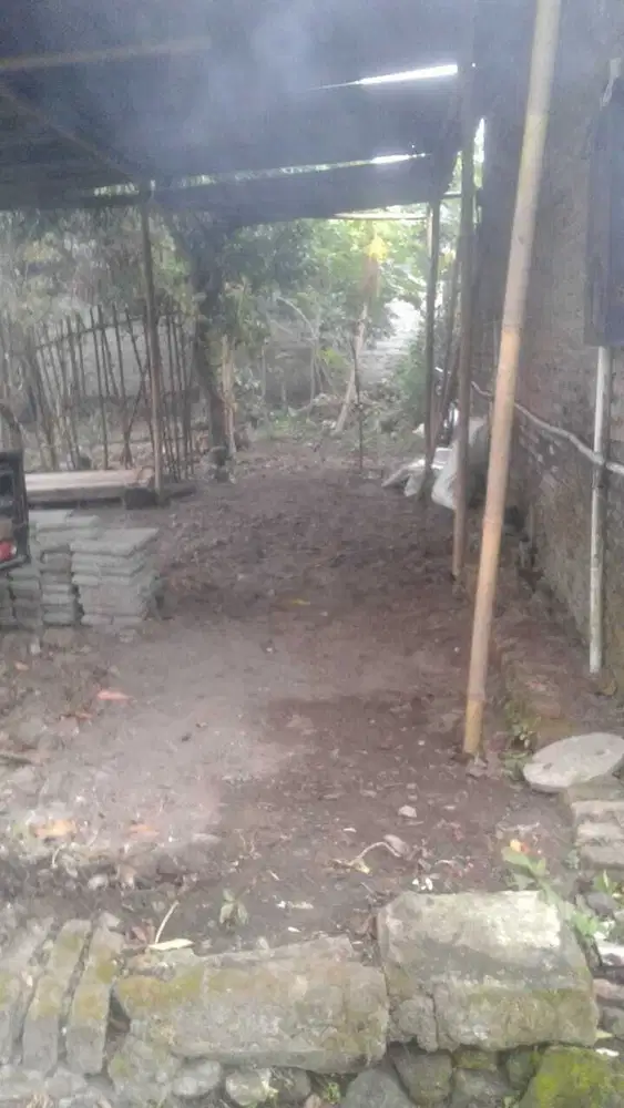 Dijual cepat tanah darat di Timur Pemandian Jolotundo Klaten