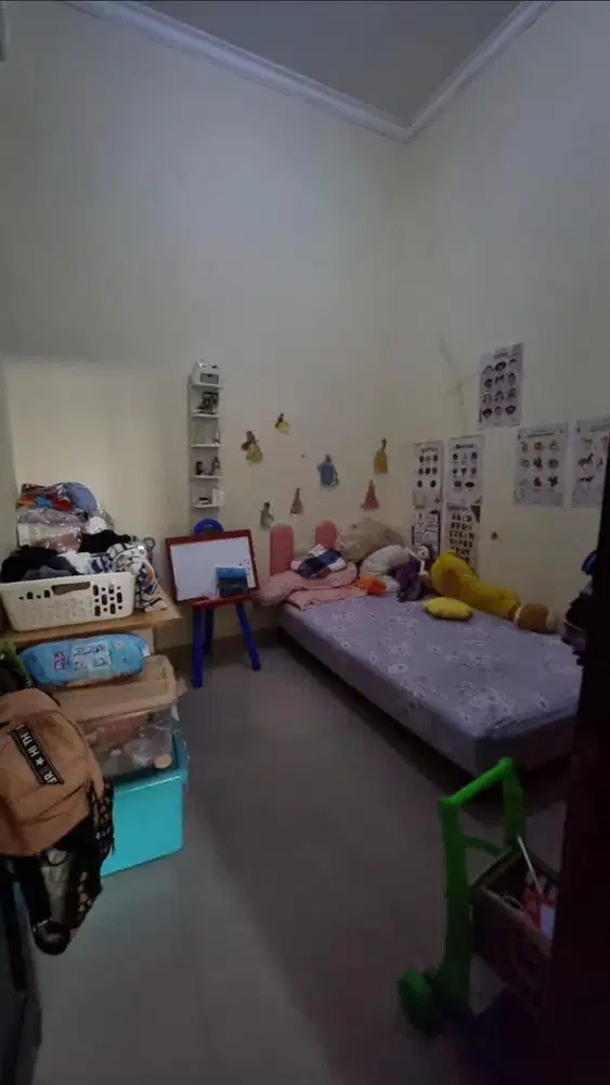 Rumah minimalis siap huni di kranggan Cibubur dekat ke tol dan LRT