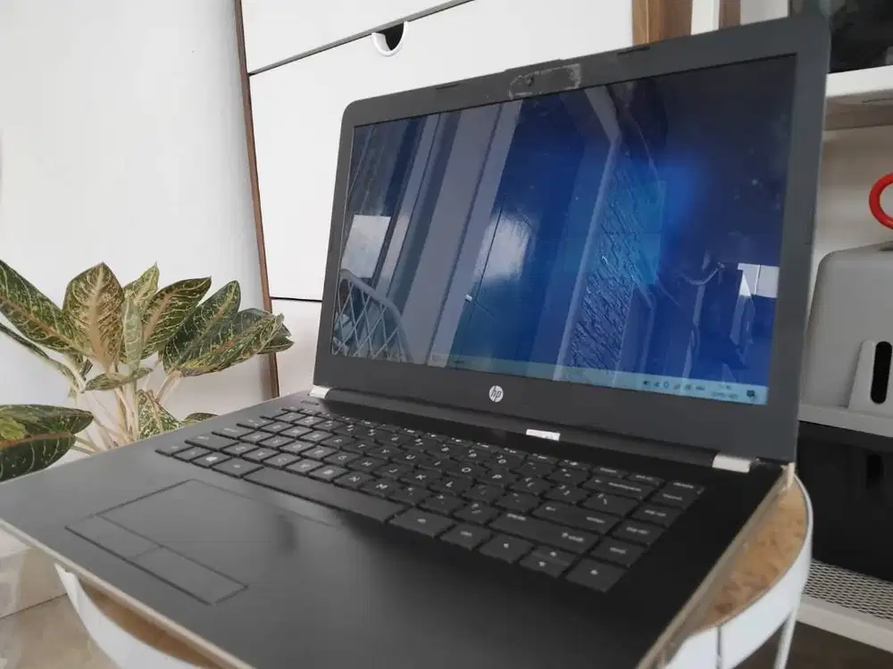 LAPTOP HP MODEL 14-bw000AU