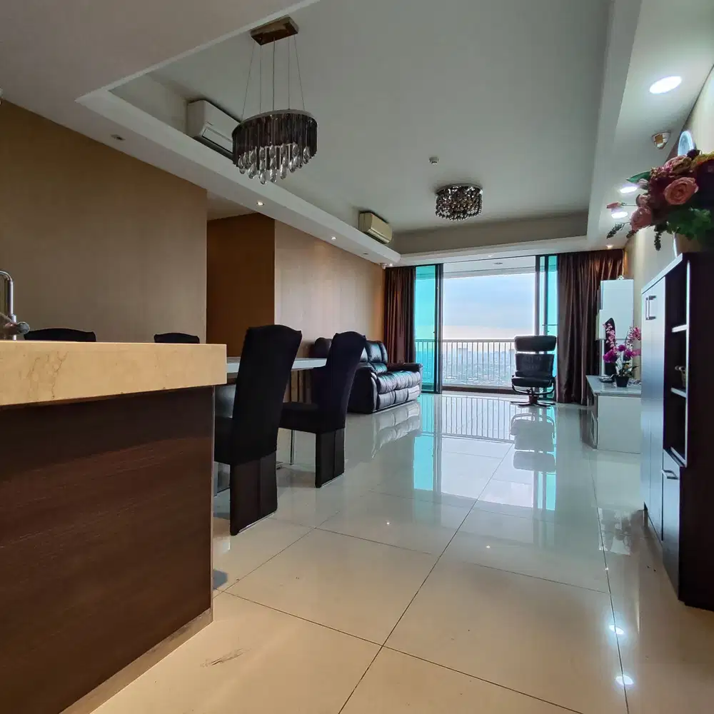 Dijual Apartemen St. Moritz Royal Tower 112m 3BR Furnished Nice View