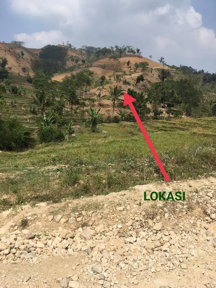 Tanah bukit, +/- 15 Ha, 16 menit dari KBP