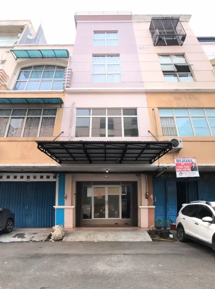 Ruko Mutiara Taman Palem 5 LT Design Ala Loft dgn Void + Rooftop