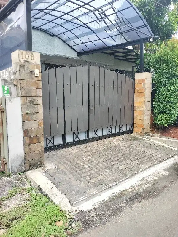 jual rumah siap huni pondok indah jakarta selatan