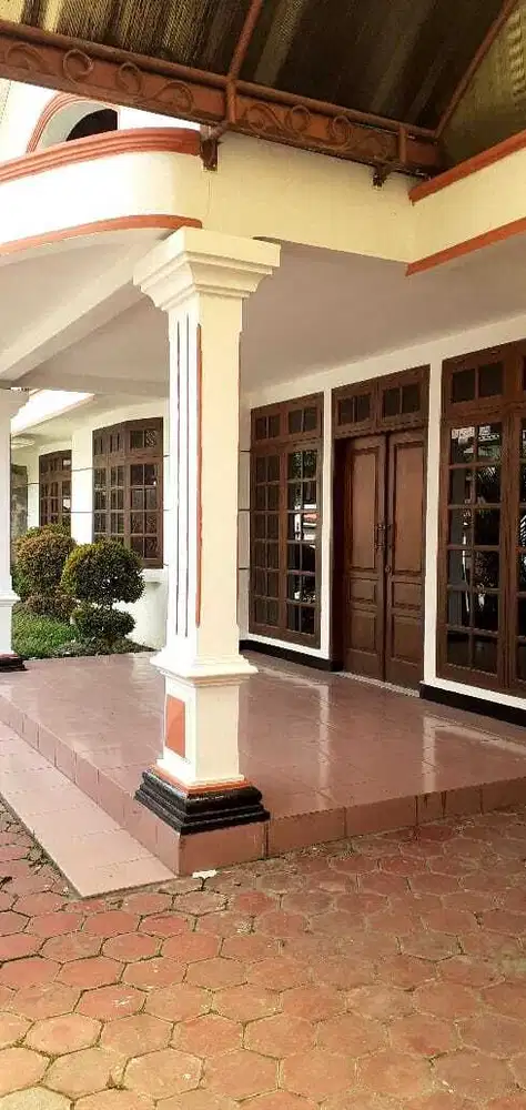 Di jual rumah di daerah Sumber kota Solo