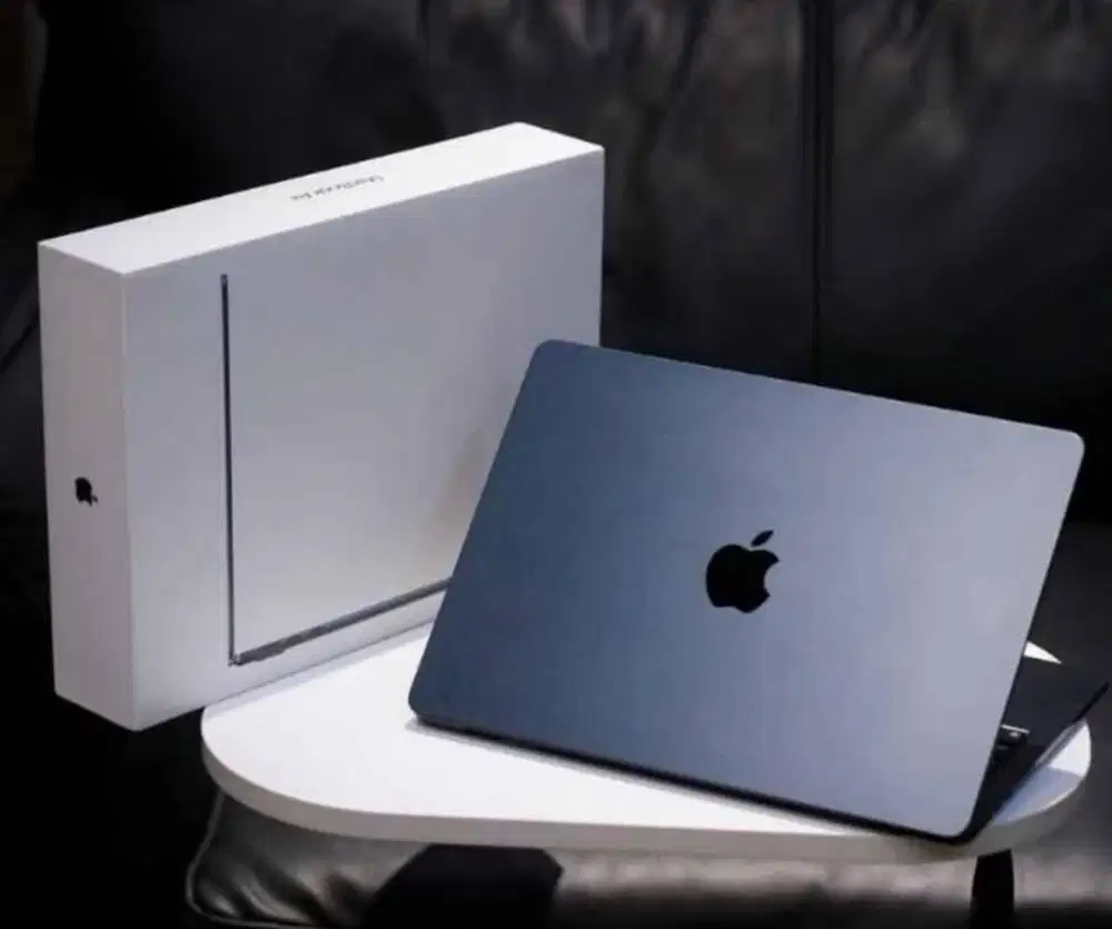 Macbook Air M3 IBOX memori 512/16GB garansi resmi