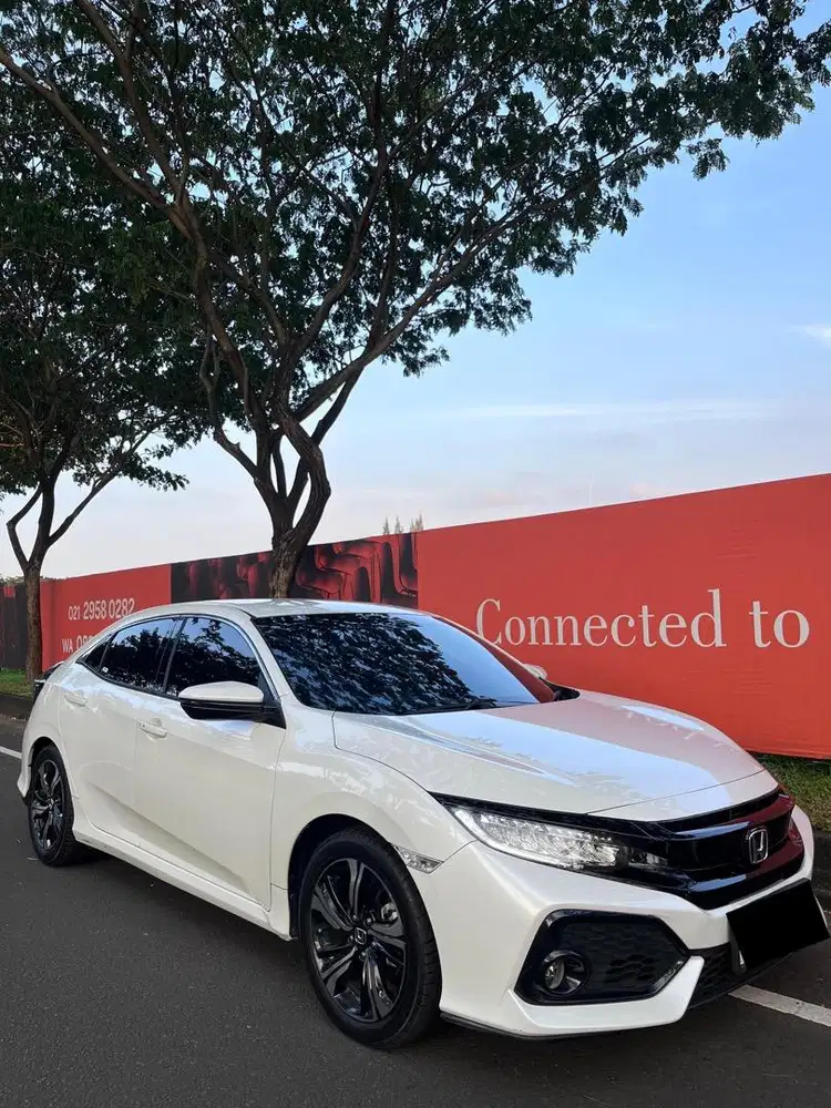 Honda Civic Hatchback 2019 Putih New
