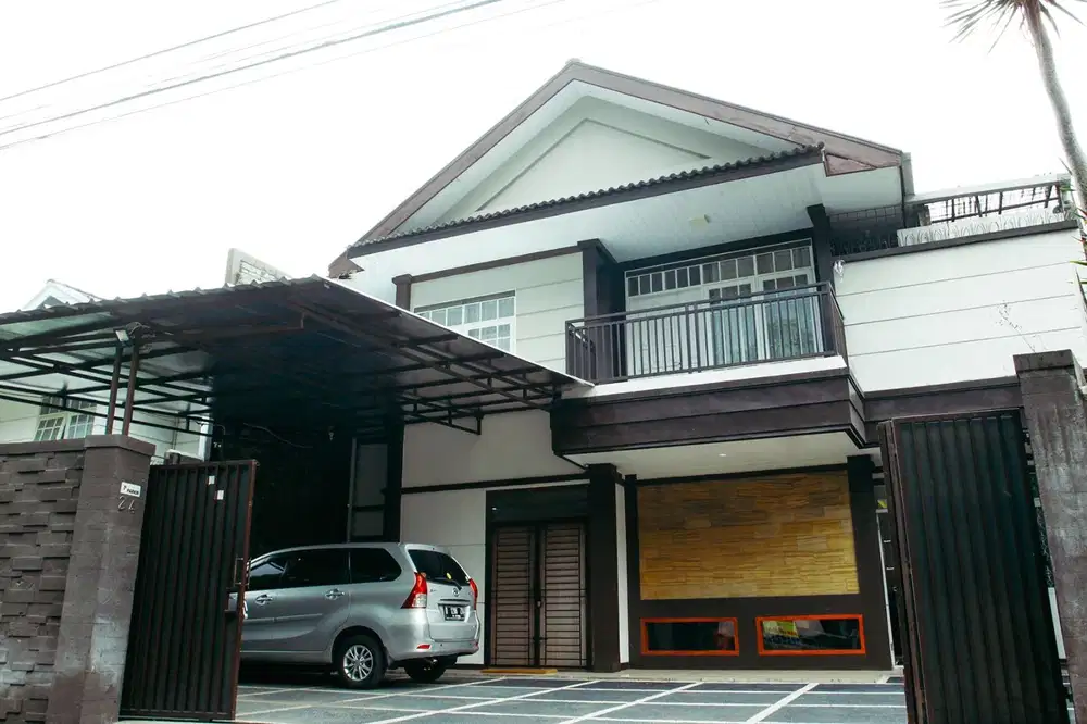 Rumah sejuk dan asri Full Furnished Dikawasan Cidadap bandung utara