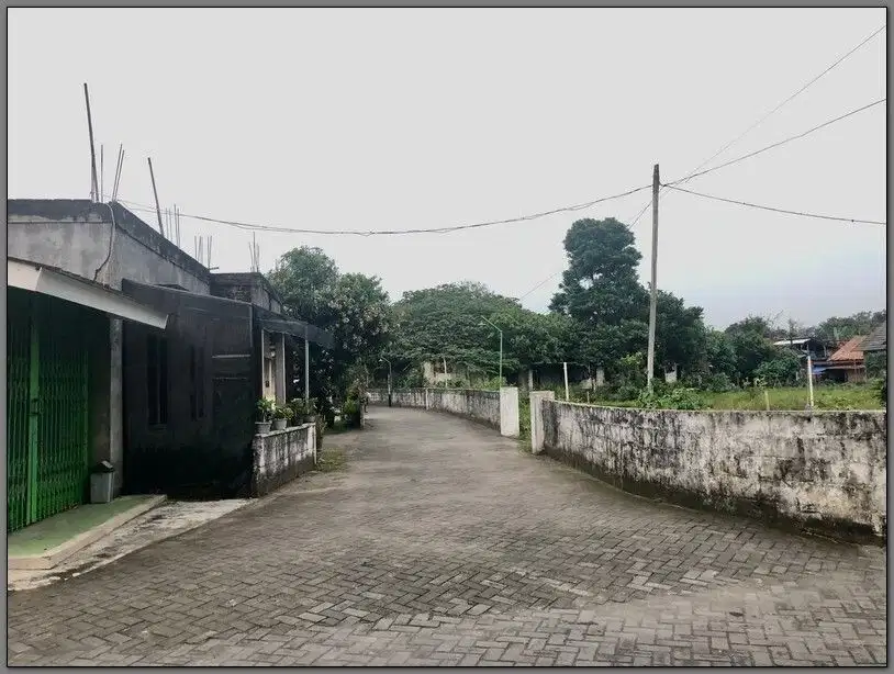 Tlogoadi Sleman, 7 menit Ke RSA UGM, Lingkungan Asri ,Dekat kampus