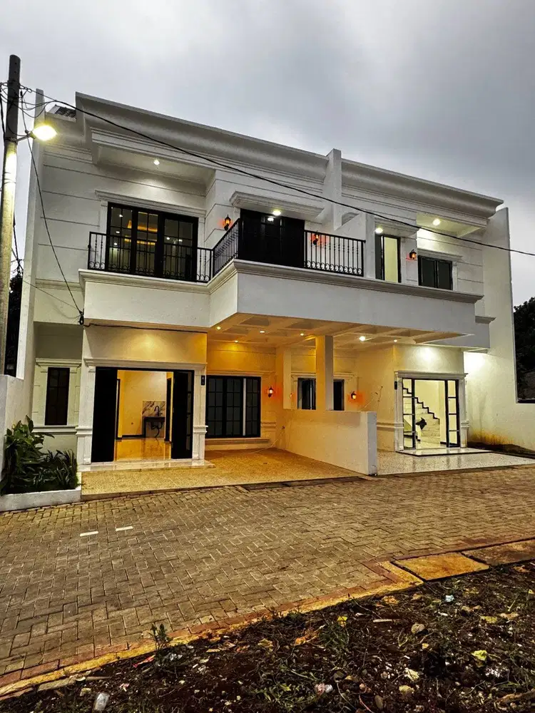 Rumah Selatan Jakarta 5 Menit TOL Desari