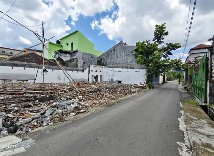 Dijual tanah Di karamgasem solo timur UMS