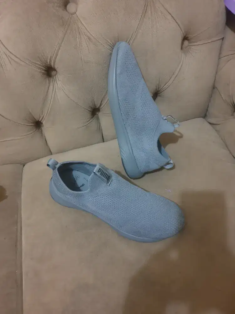 Mulus .authentic sepatu .sneakers puma size 42.5