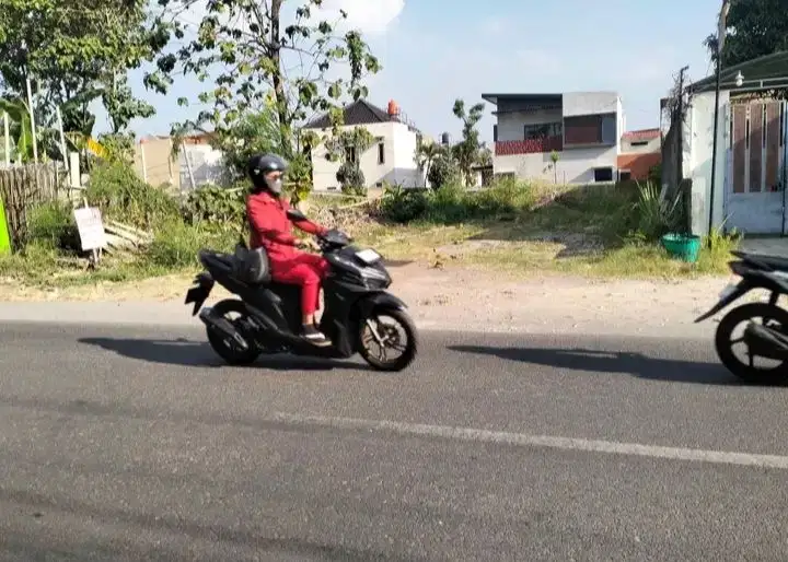 Dijual tanah di Jalan Raya Mangesty Gentan