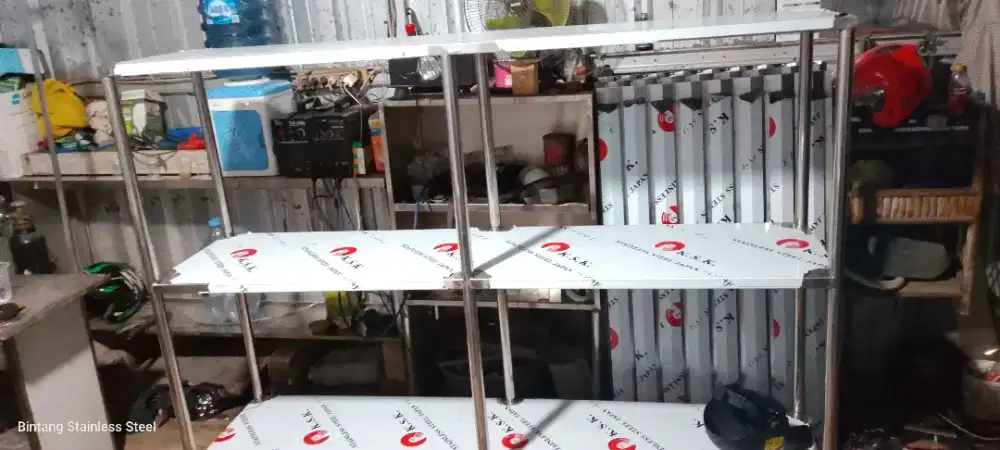 Rak Stainless 3 susun.