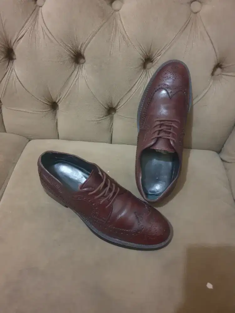 Mulus .authentic sepatu .pantofel tods size 41.5