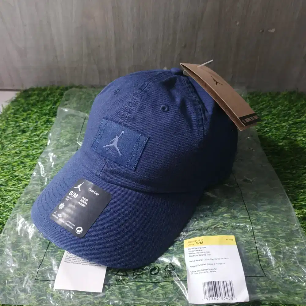 Topi Jordan Club Cap Adjustable Hat Size S/M