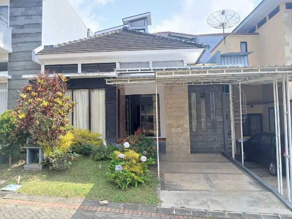 Villa Full Furnish Kusuma Pinus Batu, View Kota dan Gunung yang Cantik