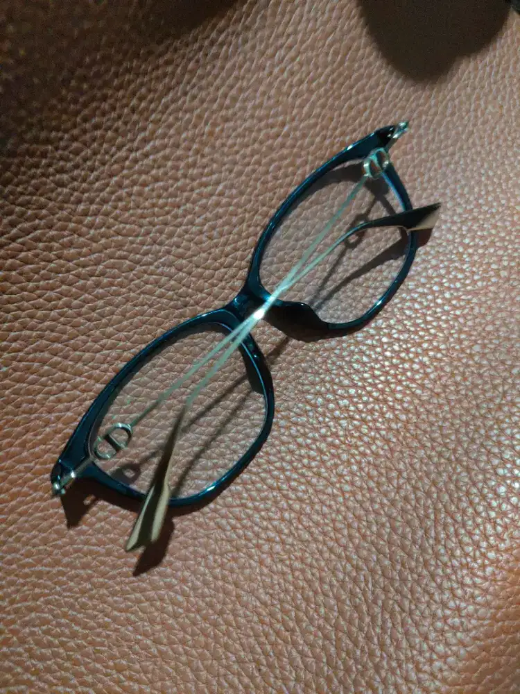 Kacamata Christian Dior