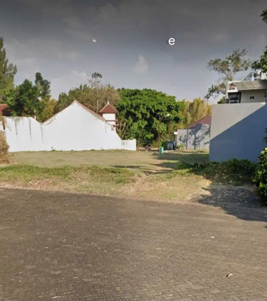 Tanah Pojok dan melebar belakang (gentong) 5,2jt/mtr di Golf Araya