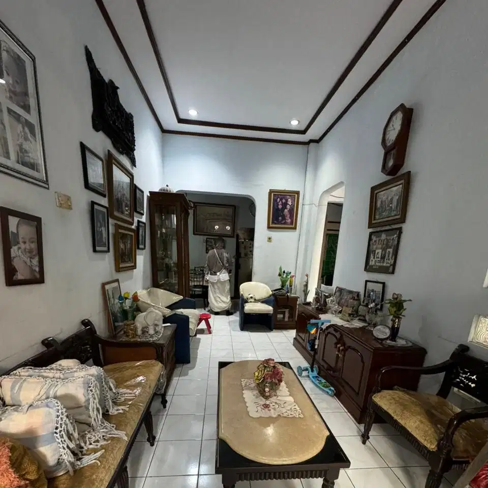 JUAL CEPAT RUMAH 2 LT DI TEBET JAKARTA SELATAN