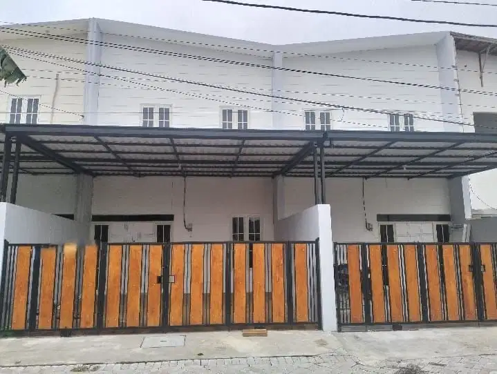 rumah baru 2lt murah 800 an jt Surabaya Medokan