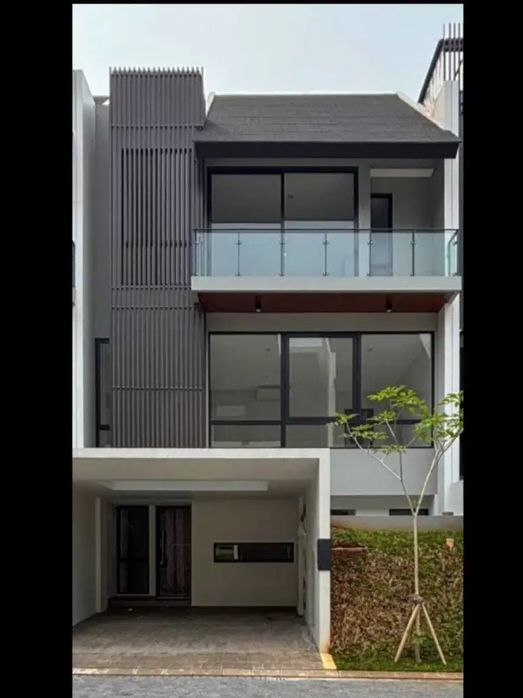 Dijual Rumah Sierra di Cluster Serenia Hills Lebak Bulus