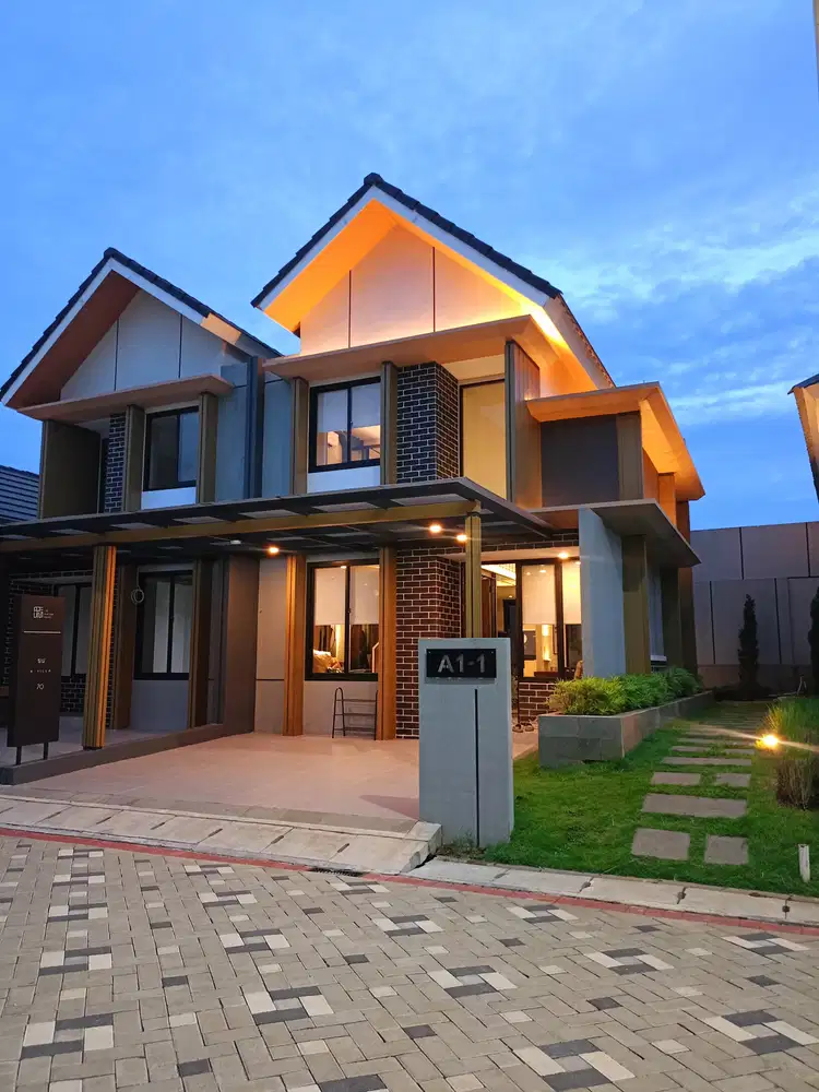 Rumah 2 lantai DP 0%