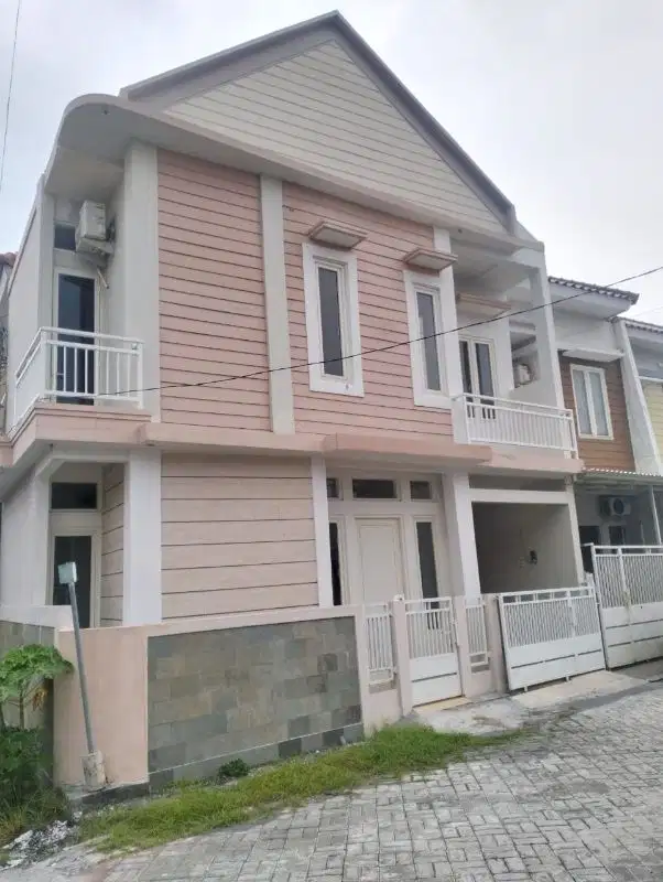 rumah baru 2lt estetik 700jt an Medokan Ayu Surabaya