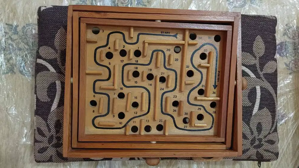 Mainan Edukasi Anak Bahan Kayu Tanpa Kelereng (Bekas)