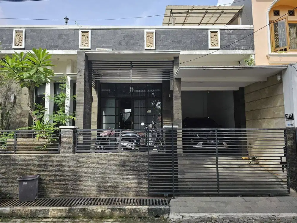 Rumah Cantik Dekat Stasiun LRT Cikunir 2 di Kayuringin Bekasi Selatan