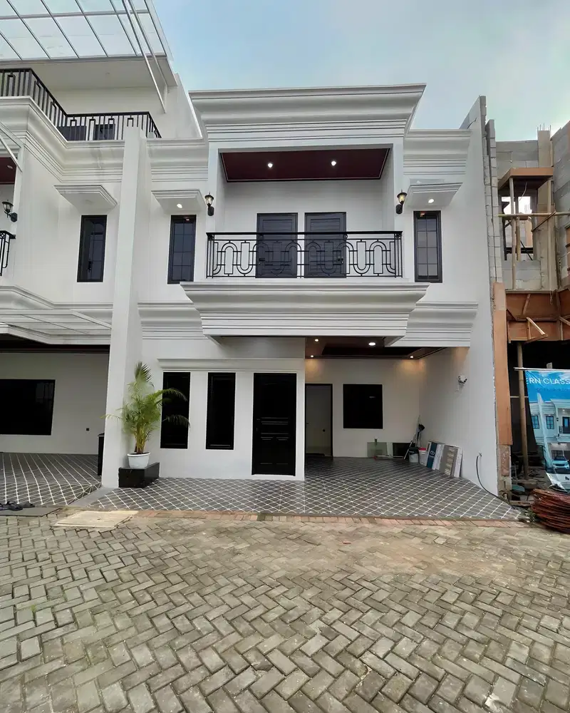 RUMAH 2 LANTAI CLASSIC MODERN DI BINTARO, lokasi strategis
