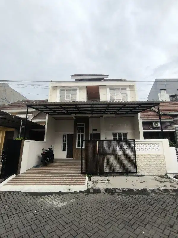 rumah baru 2lt Ketintang Surabaya