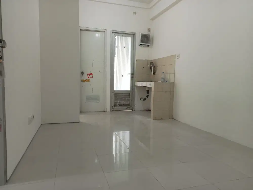 Apartemen Grand Emerald 2 Kamar Tidur di Kelapa Gading