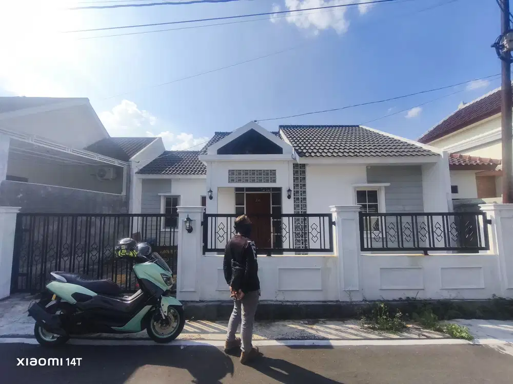 Rumah Solo di jual palur ngringo dekat klinik mojosongo  uns