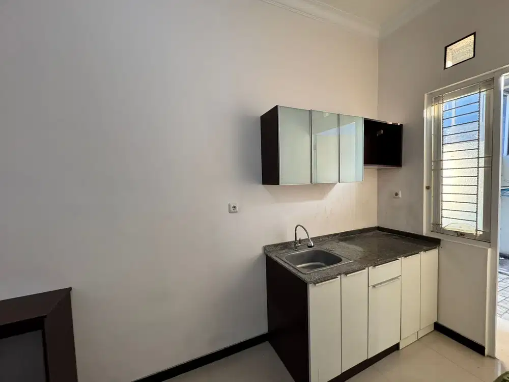 DIJUAL Rumah Siap Huni Sukolilo Dian Regency 2