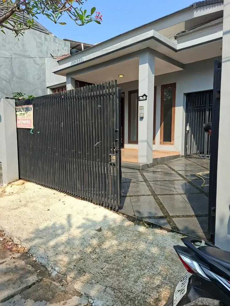 DIJUAL RUMAH SIAP HUNI DI PEJATEN