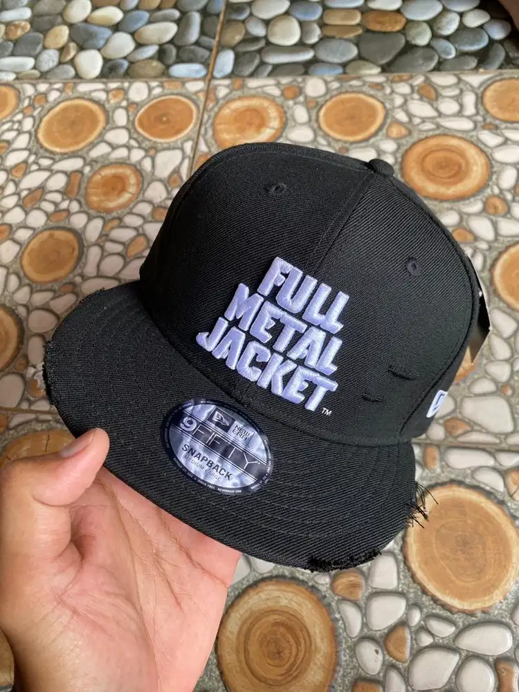 Topi snapback new era full metal jacket M/L new