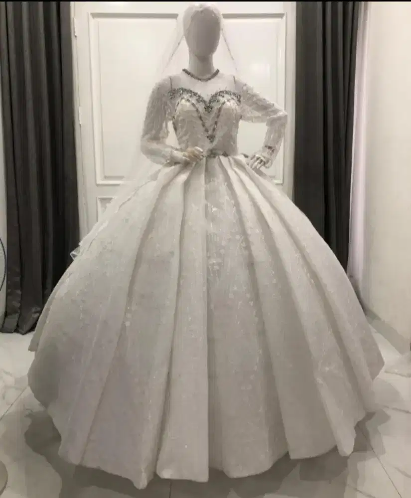 Baju Gaun Pengantin