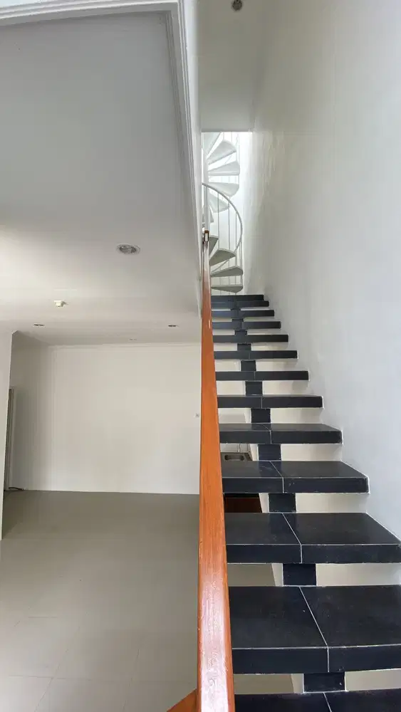 Dijual Rumah Villa Free Full Furnished | Samping Jatimpark 2