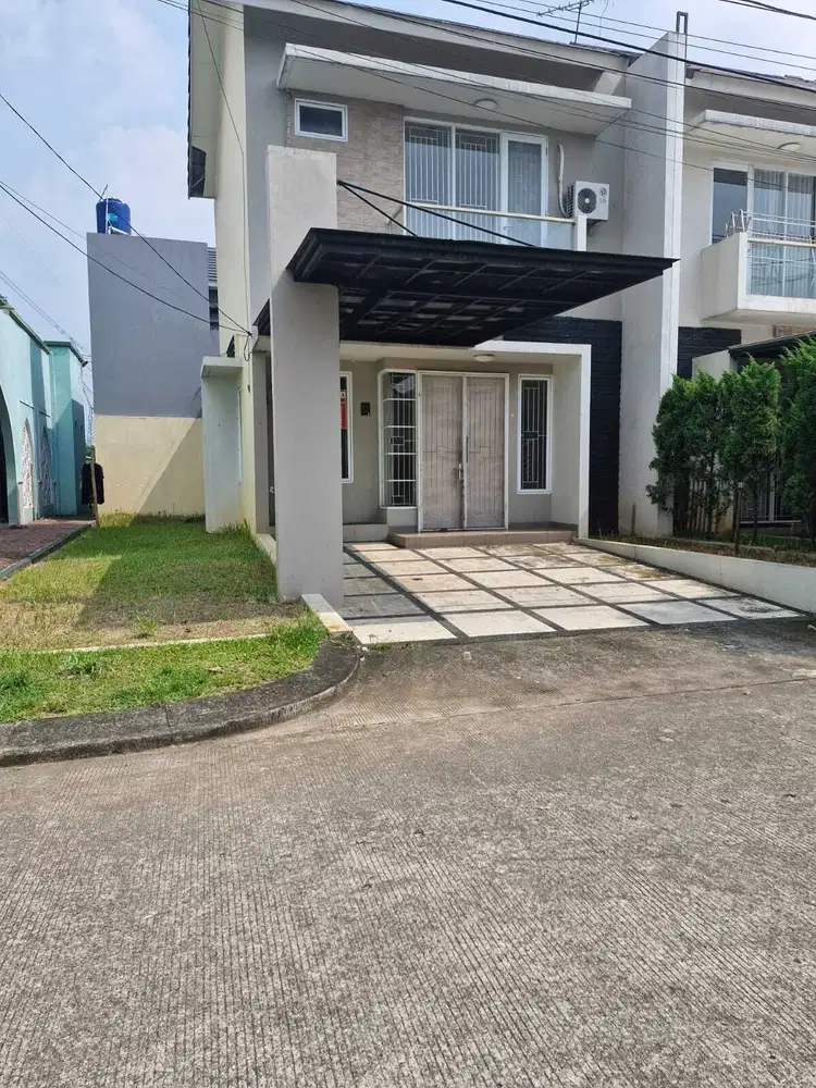 Rumah 2 lantai hook view danau di Bukit Dago Serpong