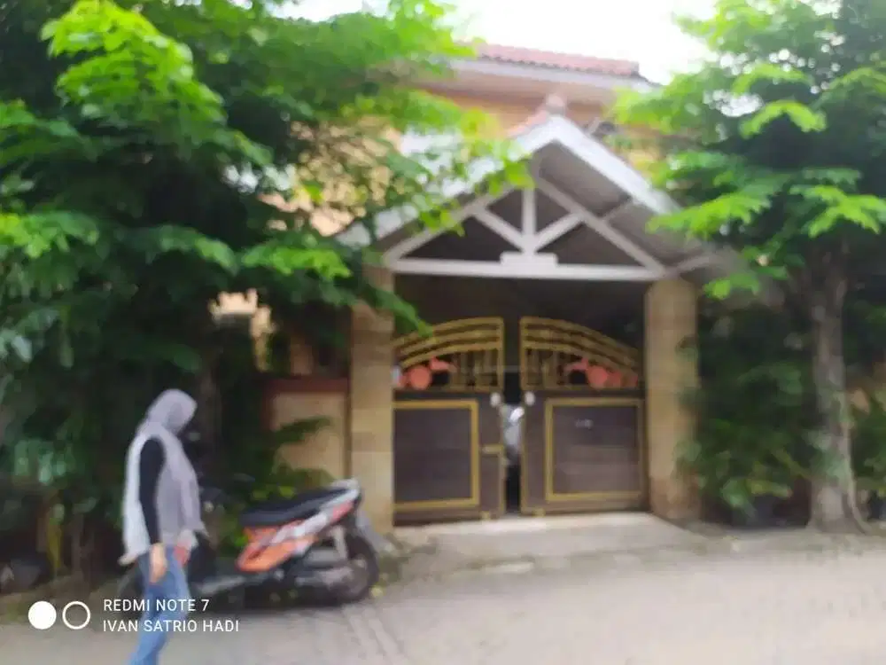 Rumah cakep dikt pertigaan mencong ciledug tangerang