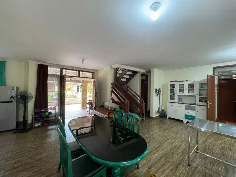 Dijual cepat Villa di Green Hill