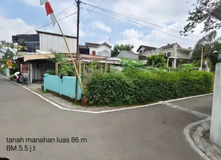 Dijual Tanah Di dekat Stadion manahan soll