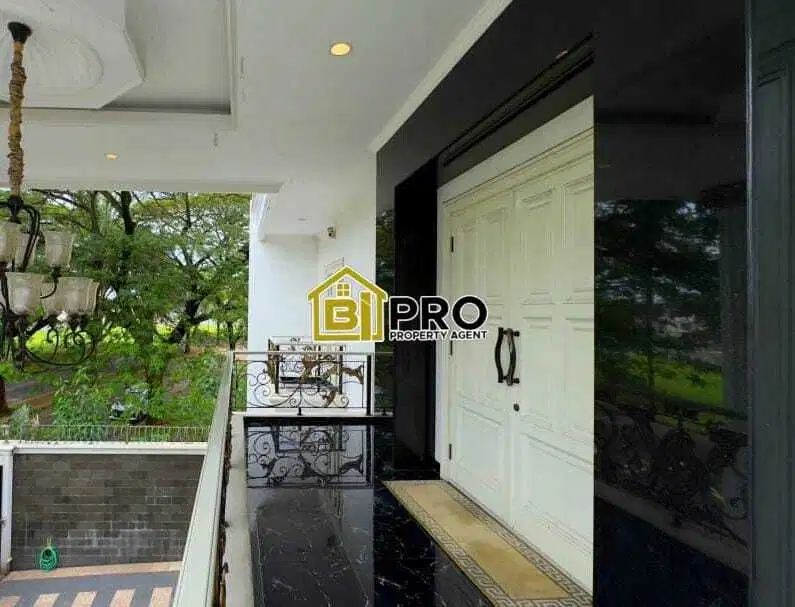Dijual Rumah Boulevard Raffles Hills cibubur: