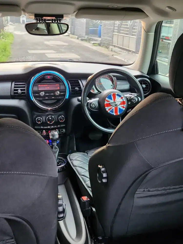 Mini Cooper Simpanan