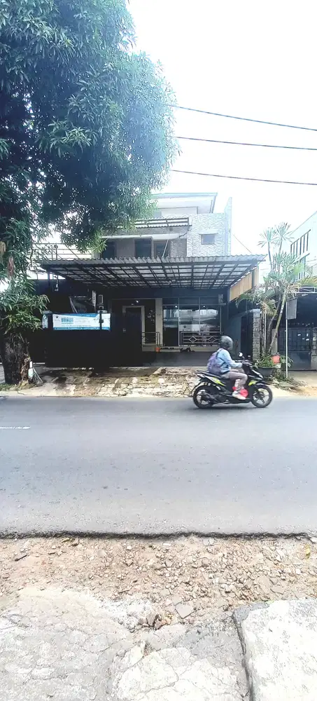 Dijual Rumah Di Pinggir Jalan Raya Kelapa Dua Jakarta Barat