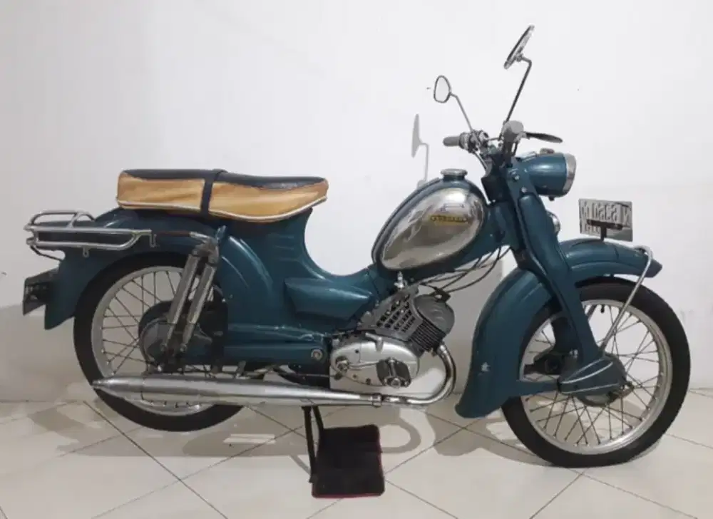 Zundapp Super Combinette Th 1962 Original
Moped 50cc
Full Paper